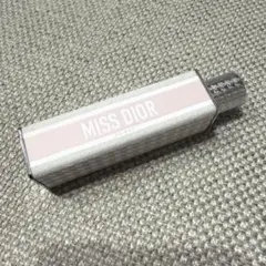 ミスディオール　オードゥパルファン　スティックフレグランス