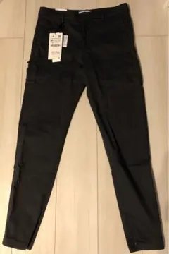 ZARA パンツ　スキニーのサムネイル