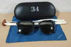 Item thumbnail for item 438d0ae5-a0ce-4060-b818-e00394842b89