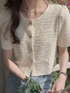シンプル半袖ブラウス トップス 半袖 アイボリー ぽこぽこブラウス 夏服のサムネイル