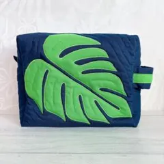 【訳ありセール】ハワイアンキルト　スクエアポーチ大　モンステラモチーフ