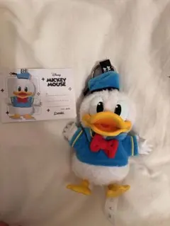 pop mart ミッキーファミリー　ドナルド　未使用品