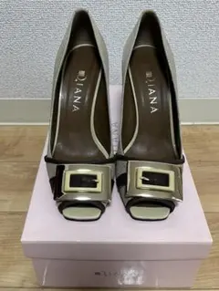 Diana オープントゥ パンプス 23
