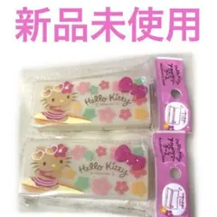 セリア　アクセサリーケース　ダイソー　キャンドゥ　サンリオ　日焼けキティ