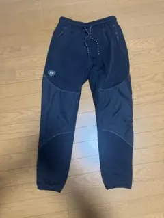 under armorトレーニングパンツ　M ブラック