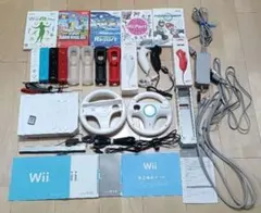 Wii本体4人用セット　ソフト5本付き　マリオカート用ハンドル2個セット