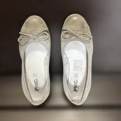 シルバーリボン付きバレエシューズ