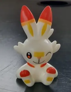 ポケモン ヒバニー ミニフィギュア マスコット 人形