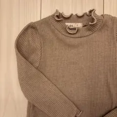 the lala ザララ　フリル　リブ　ロンパース　M