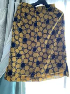 スカート　ドット柄　山吹色　Mサイズ