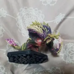 ジャンク品　怨嗟響めく　マガイマガド フィギュア　 モンスターハンター モンハン