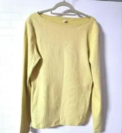 ユニクロリブボートネックTシャツ