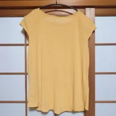 リリアンビューティー　カットソーのサムネイル