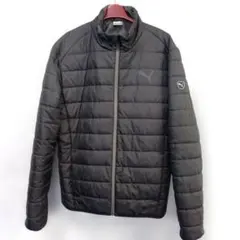 11　PUMAの中綿入りナイロンジャンパー