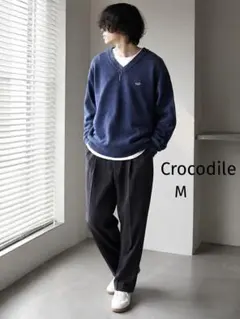 【クロコダイル】Vネックニットセーター メンズ 紺 Mワンポイント刺繍 長袖毛混のサムネイル