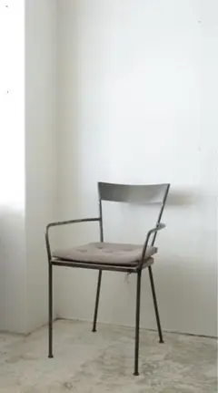 2025年最新】オールドアイアンチェアの人気アイテム - メルカリ ①