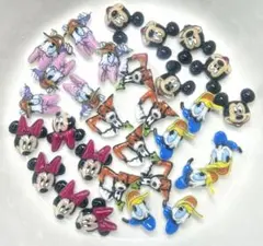 ミッキー　ミニー　デイジー　ドナルド　プルート　MIX30個ネイルパーツ　在庫少