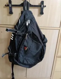 adidas ブラック ショルダーバッグ