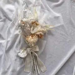 ドライフラワー風クラッチブーケ&ブートニア