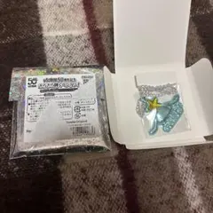 いちご新聞　きらきら輝くペンダント　シナモロール