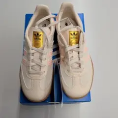 新品adidas Samba キッズシューズ クリーム/ピンク 19.0cm