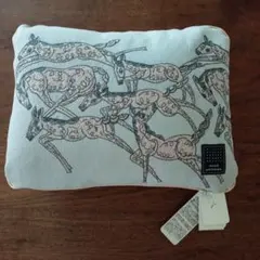 mina perhonen マロンクッション 愛くるしい形のクッションが入荷しました！｜ビームス 二子玉川