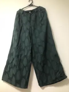 MAUA ダークグリーン ワイドパンツ