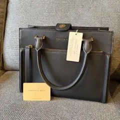 CHARLES & KEITH バッグ