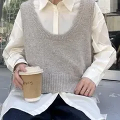 深Uネックラメニットベスト