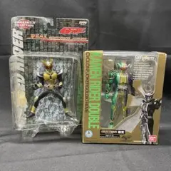 Fig1 SHF仮面ライダーWサイクロンジョーカーゴールドエクストリーム&アギト