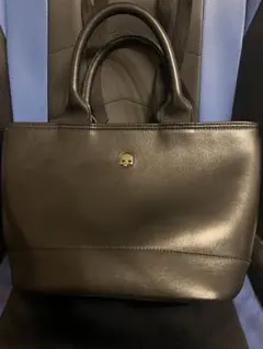 Item thumbnail for item 4d02cc61-f410-4a5d-a228-79d730e524fb