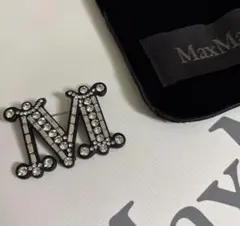 *美品*MaxMara クリスタルブローチ　ブラックのサムネイル