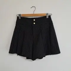 ショートパンツ