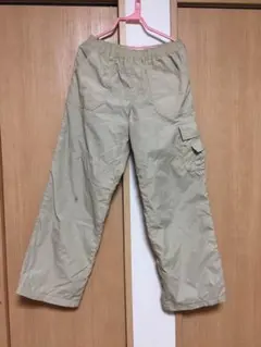 ユニクロ スキーパンツ150センチ　シャカシャカパンツ