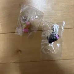 ハローキティ　めじるしアクセサリー　日焼け　小悪魔