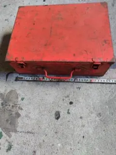 レトロ　スチール製 ツールボックス レッド 工具箱 収納ケース