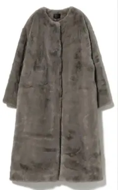 【BEAMS HEART】ノーカラーロングコート　フェイクファー　モカカーキー