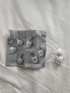 サンリオ　ふわふわスノー　めじるしアクセサリー