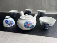 伊万里焼　畑萬陶苑　茶器セット　さくら　急須　湯呑み2点　小皿2枚　もてなし揃 伊万里焼 畑萬陶苑 茶器セット さくら 急須 湯呑み2点 小皿2枚