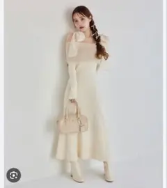 ナイスクラップ　肩リボンニットワンピース