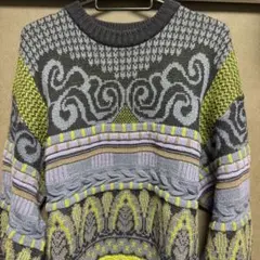 古着　ニットセーター３Ｄ立体編み　　マルチカラー総柄　メンズＬ相当