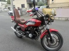Kawasaki GPZ400Fレッド バイクのサムネイル