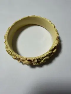 ノジェス 花柄イエローバングルのサムネイル