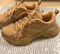 FILA 厚底スニーカー ゴールド メタリック24.5cmのサムネイル