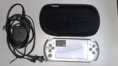SONY PSP 3000 シルバー 本体 16GBメモリースティック付け