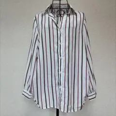 長袖シャツ　Mサイズ　白ベース　ストライプ　着丈長め　やや透け感有り　春秋