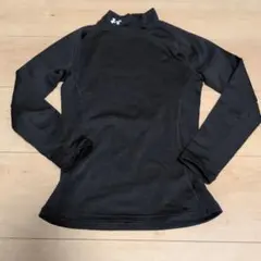 Under Armour 黒 長袖アンダーシャツ