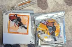 劇場版チェンソーマン　トレーディングダブルパーツキーホルダー　チェンソーマン