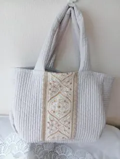 ヌビバッグ インド刺繍 ハンドバッグ 大人可愛い 韓国風 ハンドメイド（A408