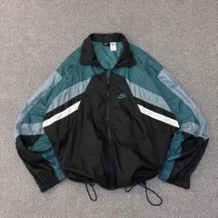 m*様 90s NIKE ナイロンジャケット　黒タグ　ドローコード付きoldni